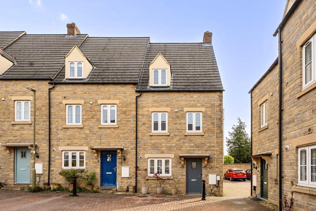 Main image of property: Buttercross Lane, Witney, OX28