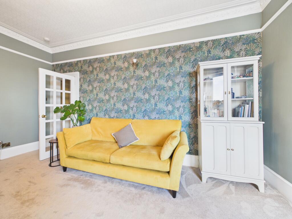 Apartment in Bothwell, Kirkfield - View 4
