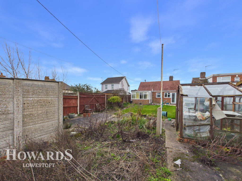 Colville Road, Lowestoft photo 4