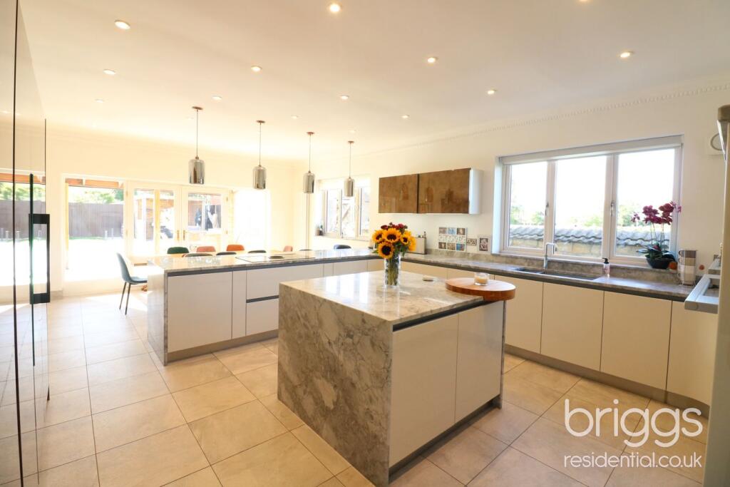 House in Peterborough - View 3