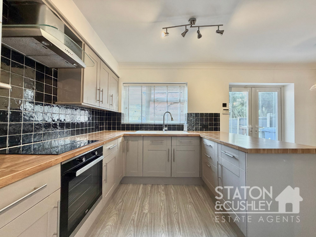 House in Mansfield, Ladybrook - View 5