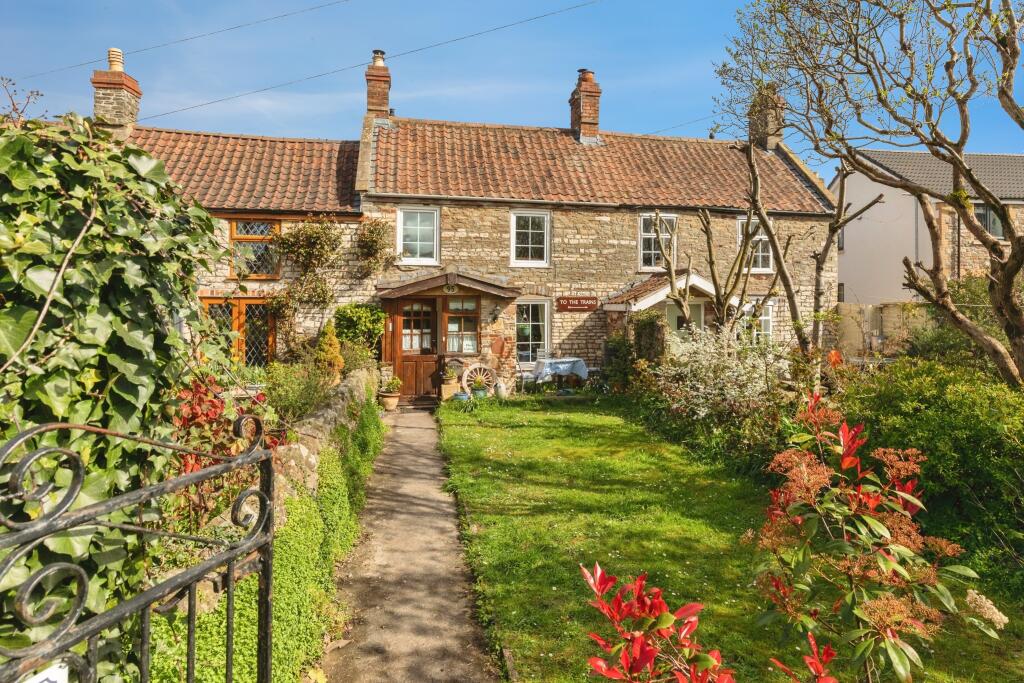 Main image of property: North Street, Oldland Common, BS30