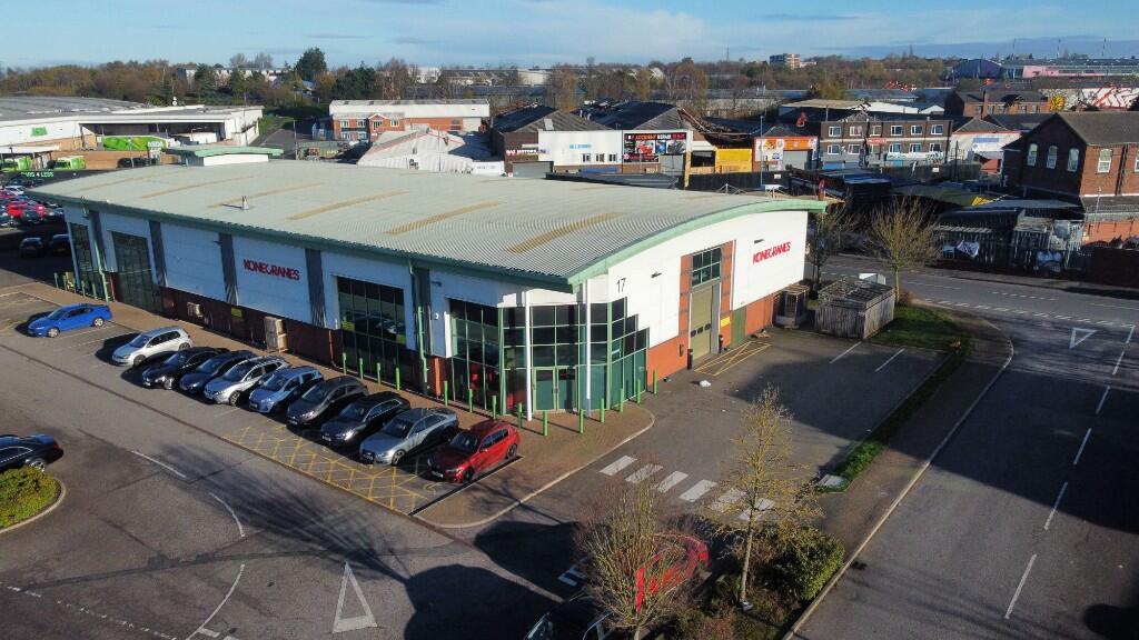 17 Black County Park, West Bromwich B70