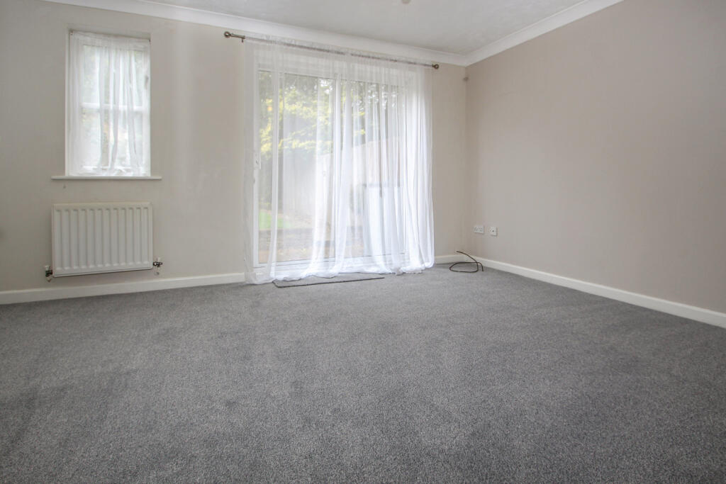 House in Redhill - View 5