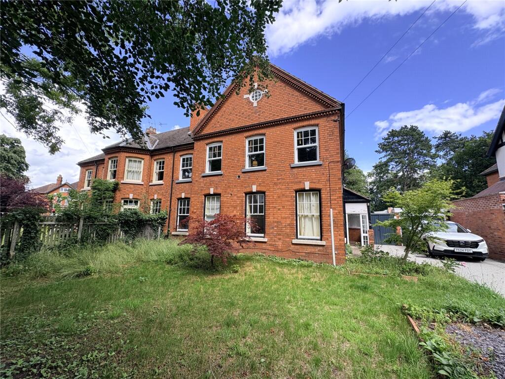 Main image of property: The Park, Newark, Notts, NG24