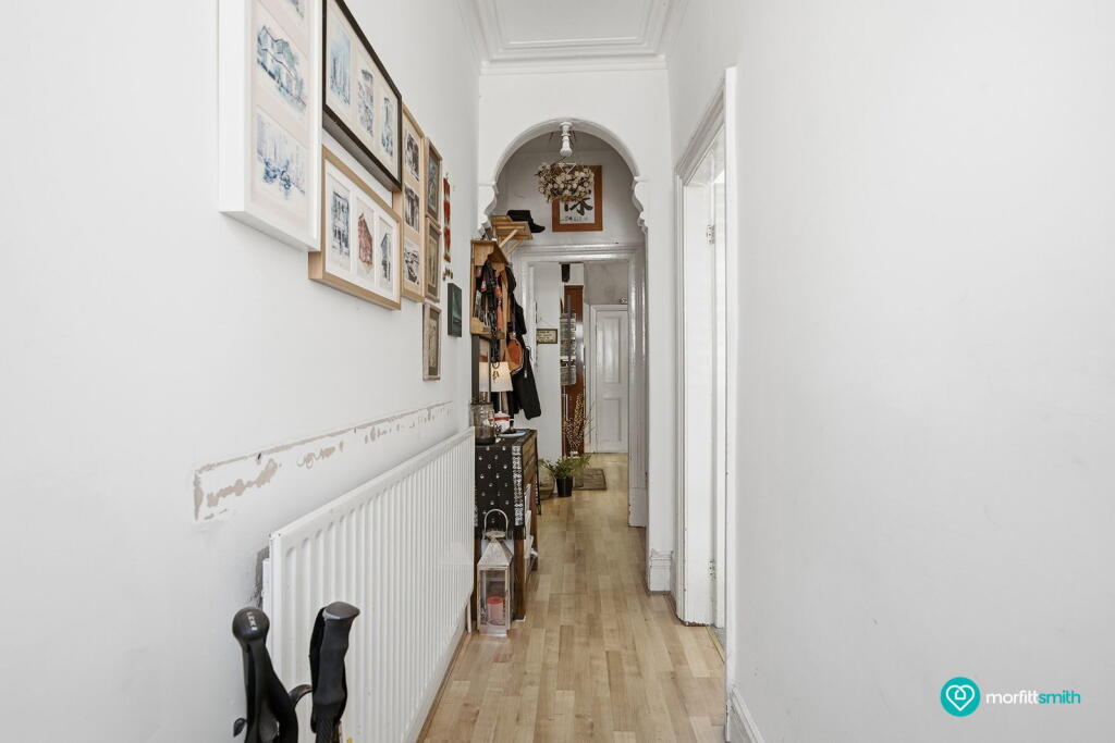 House in Sheffield, Saint Vincent's Quarter, Upperthorpe - More