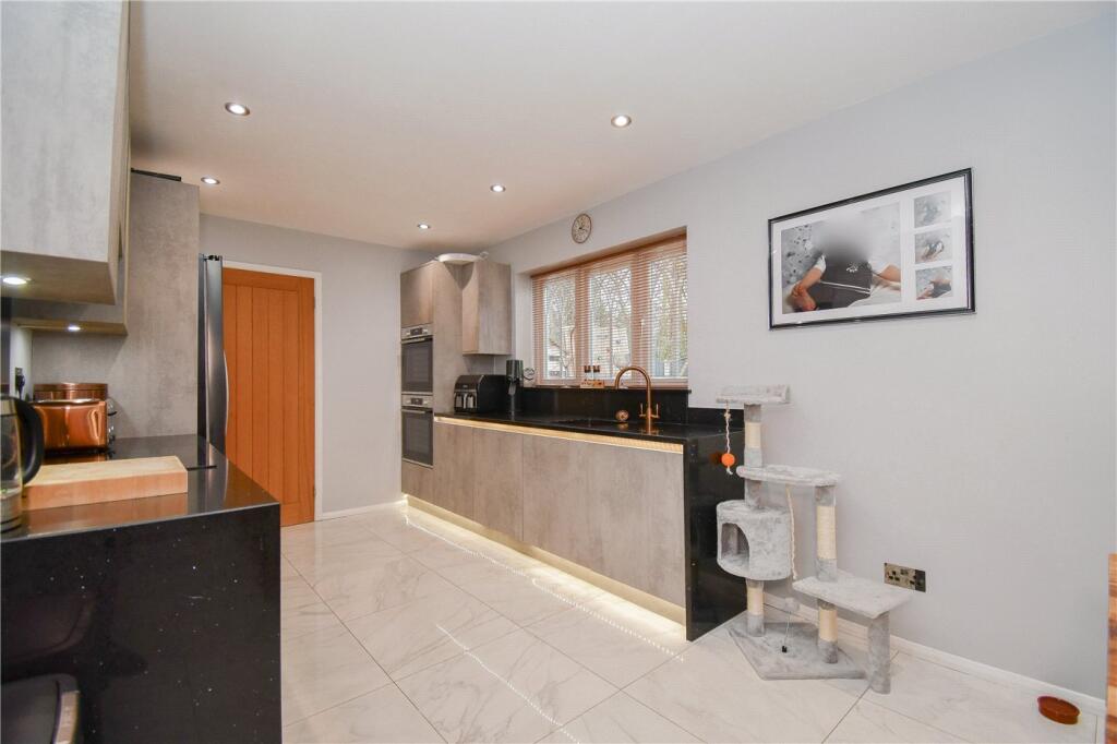 Weybourne Close, Upton, Wirral - View 6