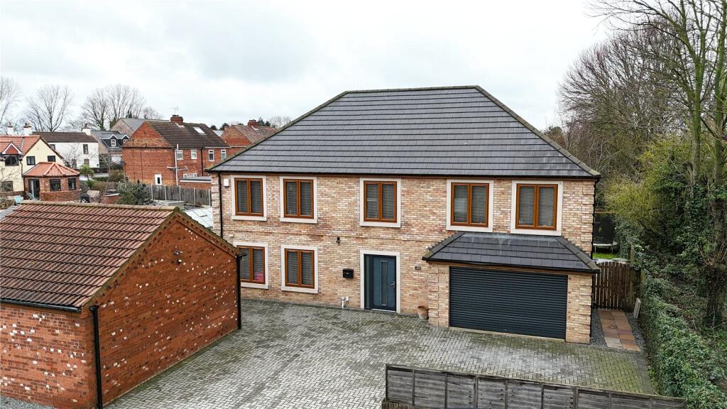 Main image of property: High Street, Belton, Doncaster, Lincolnshire, DN9