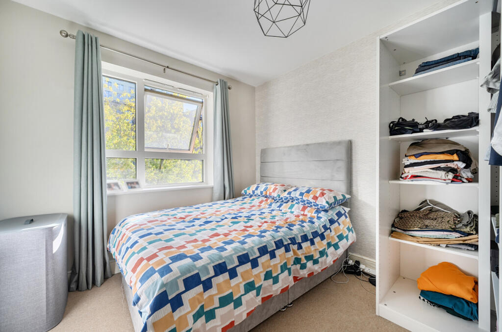 Apartment in London, Bromley-by-Bow, Poplar - View 4