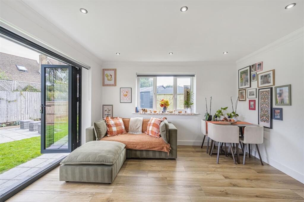 House in Brighton - View 2