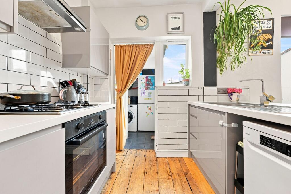 House in Bristol, Speedwell - More