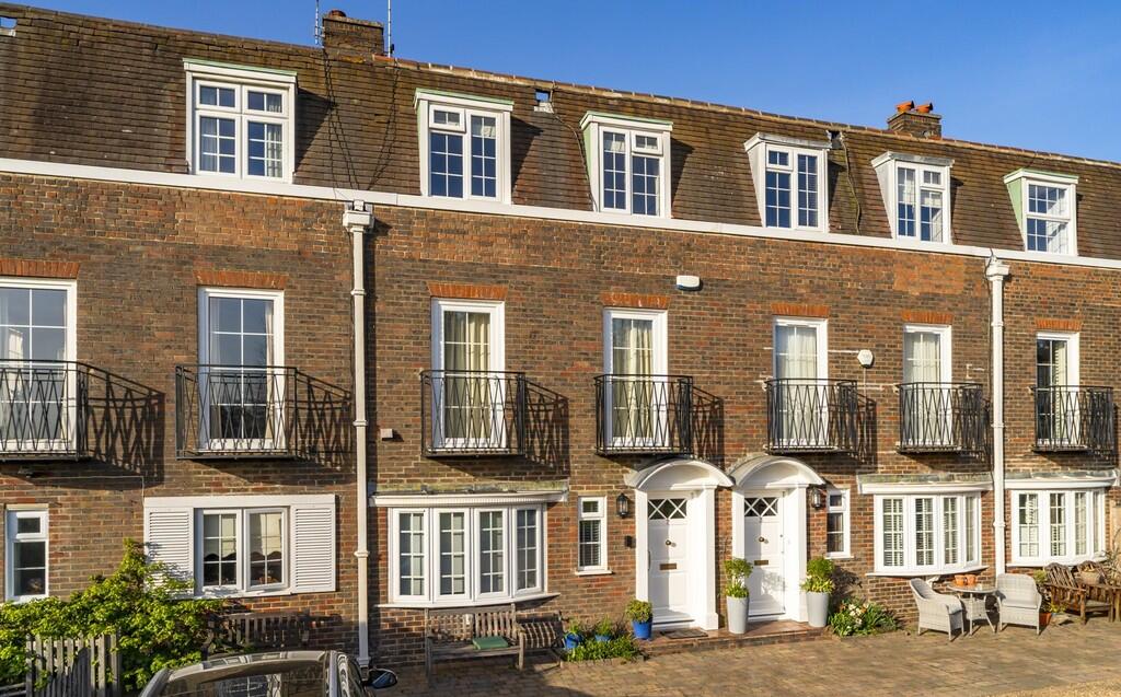 Main image of property: Shernfold Park, Tunbridge Wells