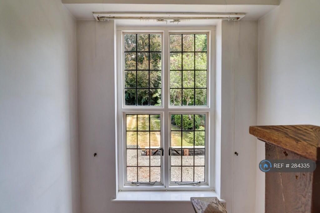 Additional image 13 of Southdown Road, Harpenden, AL5