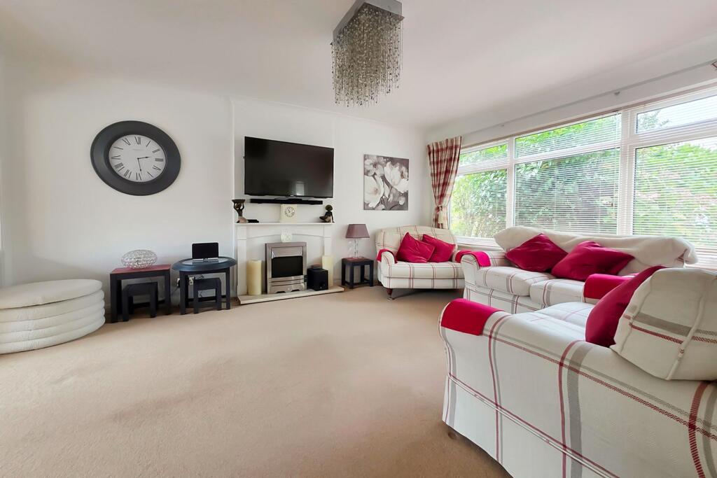 Meadway, Rustington, BN16 photo 4