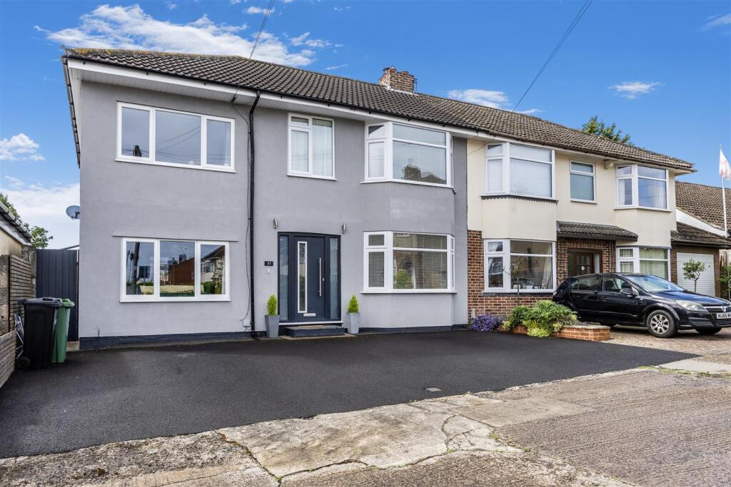 Dunster Road, Keynsham photo 2