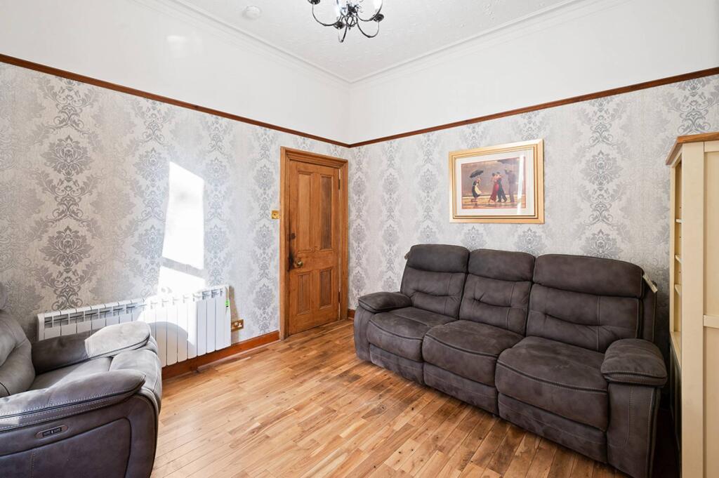 Apartment in Edinburgh - View 4