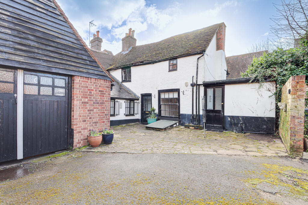 Additional image 12 of High Street, Redbourn, AL3