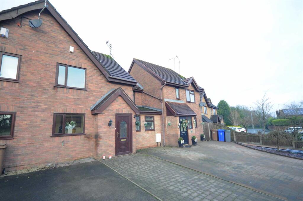 Main image of property: Valerian Way, Meir Park