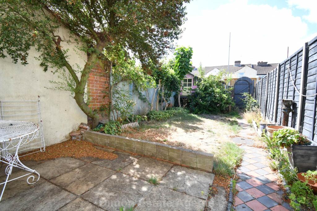 House in Portsmouth - View 4