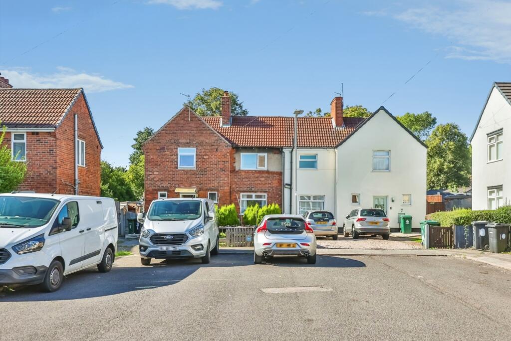 Main image of property: The Quadrangle, Newstead Village, Nottingham, Nottinghamshire, NG15