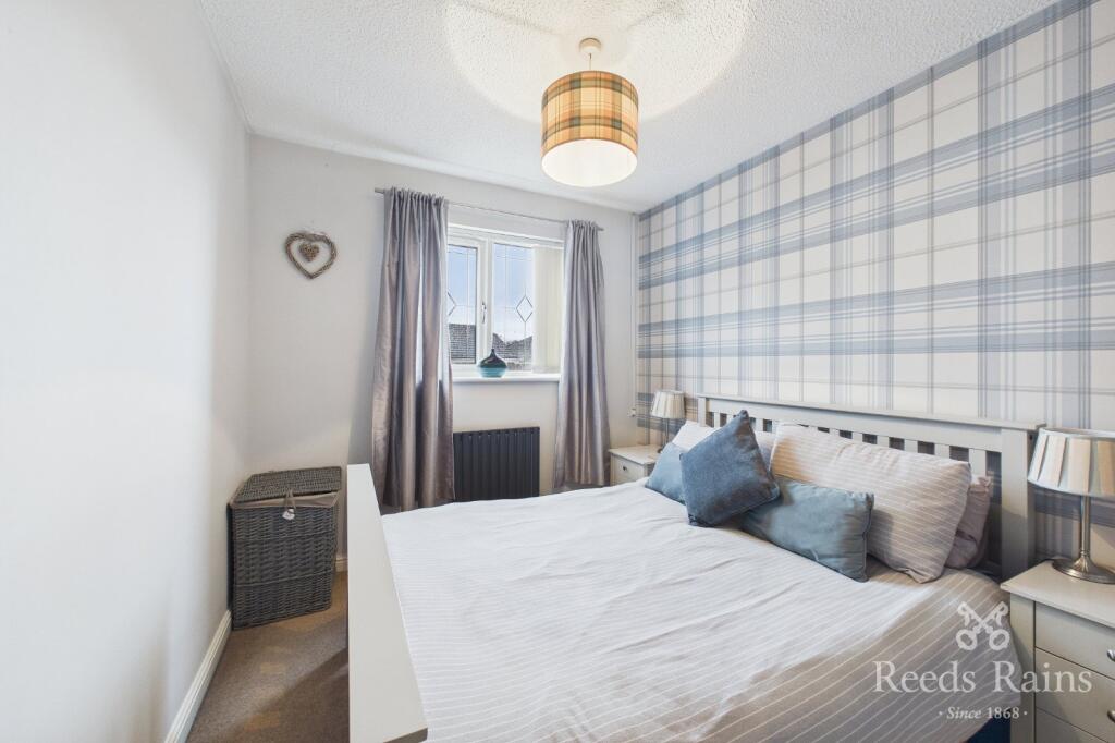 Harvest Close, Pontefract, West Yorkshire, WF8 photo 4