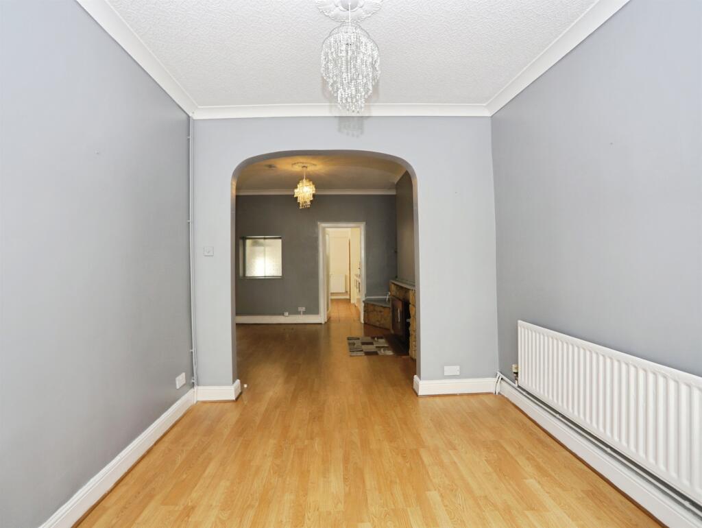 House in Caerphilly - View 4