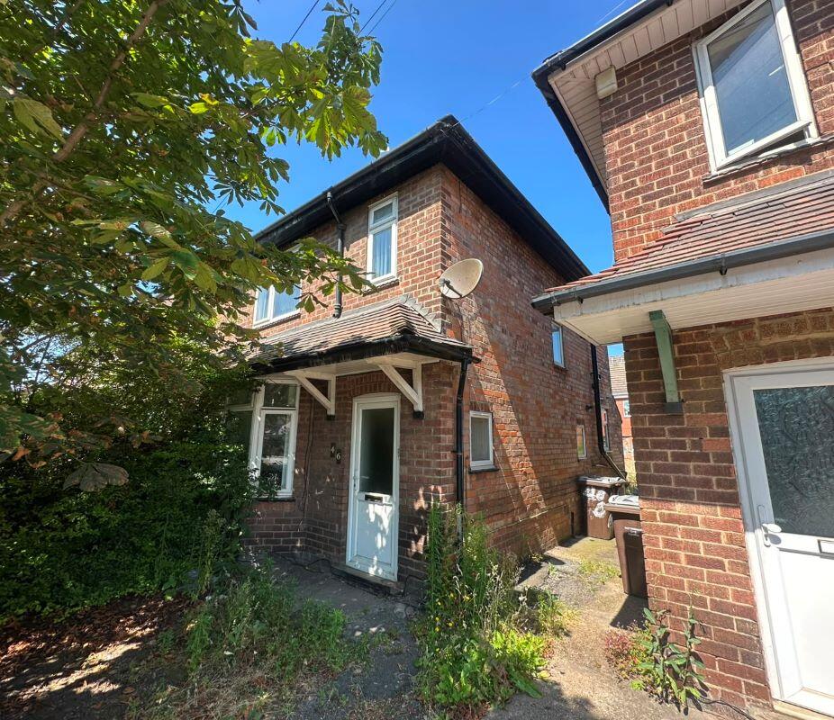 Main image of property: 46 Beeston Road, Nottingham, NG7 2JP