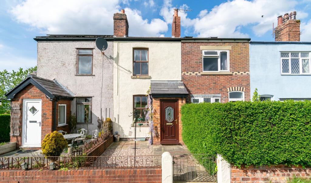 2-bed terraced on New Lane, Burscough, L40, £190,000