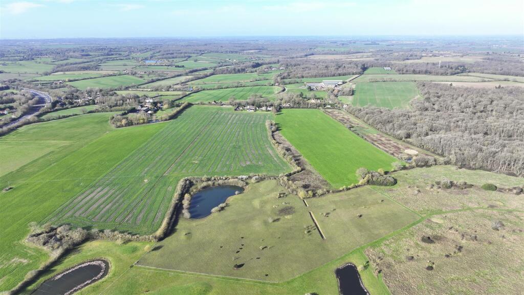 Main image of property: Writtle Road, Margaretting, CM4