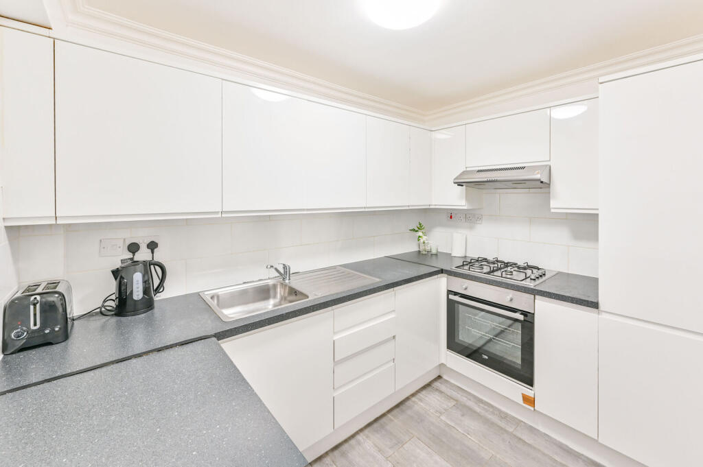 Apartment in London, Brondesbury Park, Queen's Park - View 2