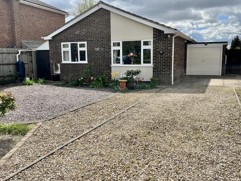 Main image of property: Main Road, Quadring