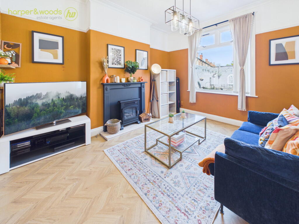 House in Wirral, Liverpool City Region - View 3