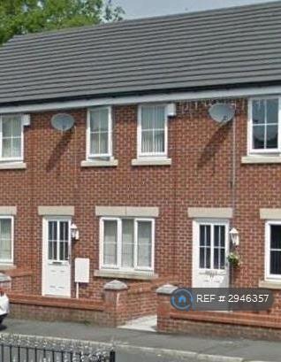 House in Oldham - View 5