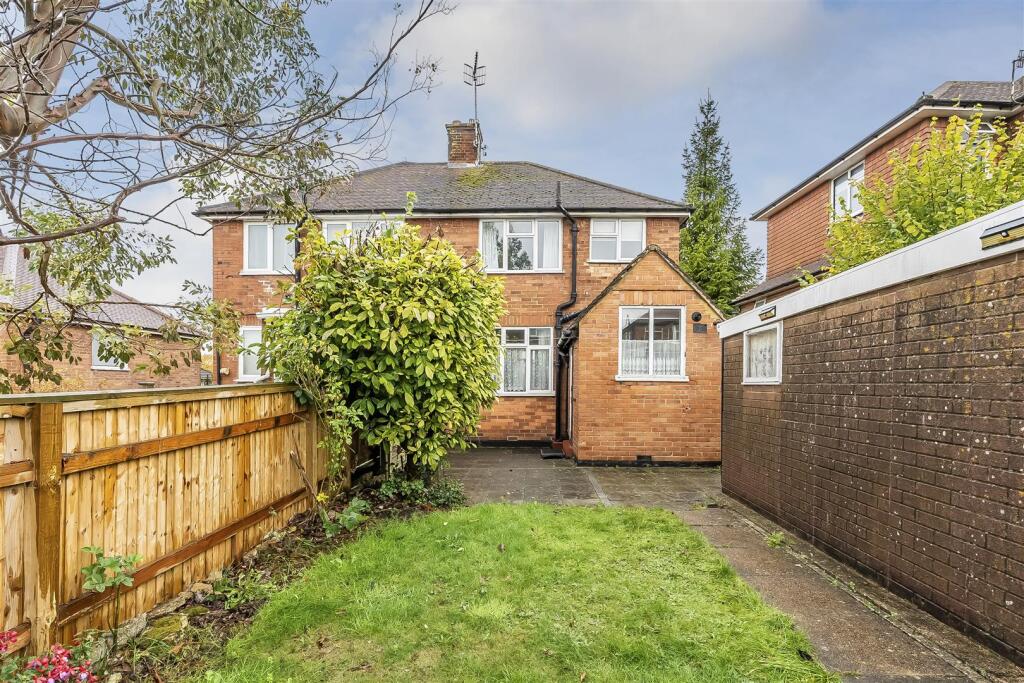 Chalkpit Lane, Dorking, RH4 photo 4