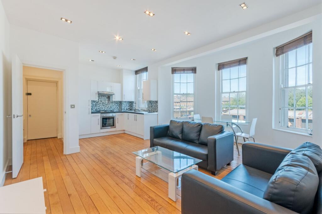 Apartment in London - View 2