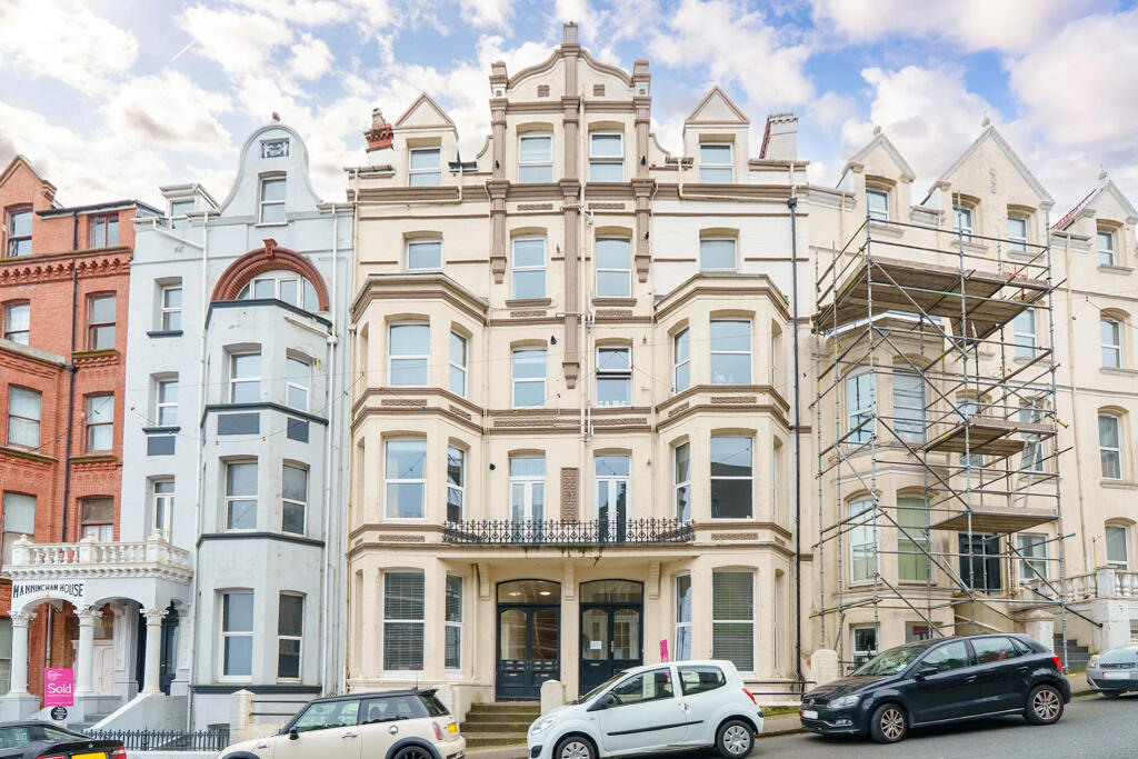 Main image of property: Flat 8, Atholville, Douglas