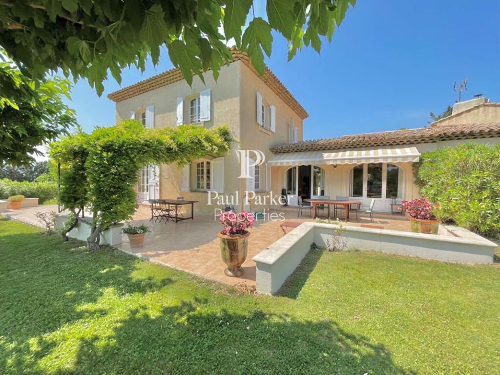 Main image of property: Provence-Alpes-Cote d'Azur, Bouches-du-Rhône, Aix-en-Provence