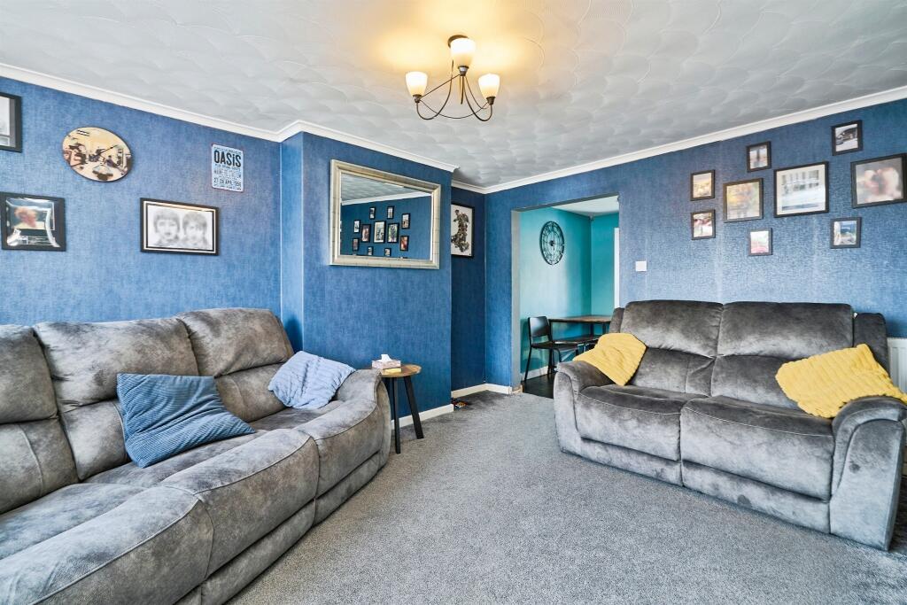 House in Sandwell, The Woods - View 2
