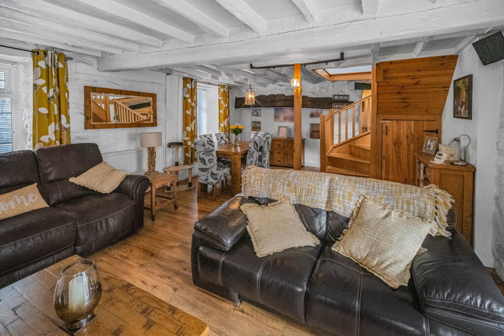 Trefriw, LL27 0RQ photo 4