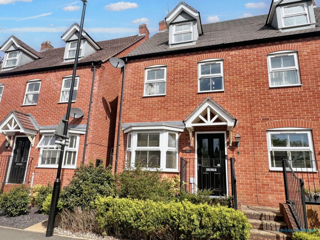 Main image of property: Warwick Road, Henley In Arden, B95 5BH