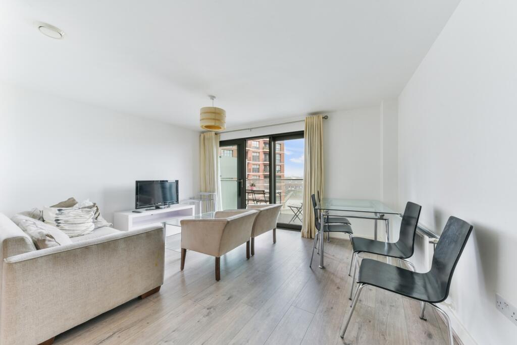 Main image of property: Montreal House, Maple Quay, Surrey Quays Road, Canada Water, London, SE16