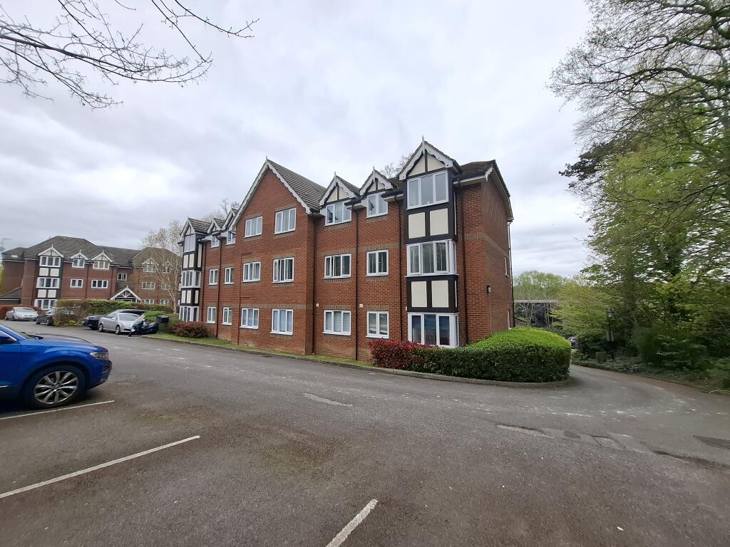 Main image of property: London Road, HEMEL HEMPSTEAD