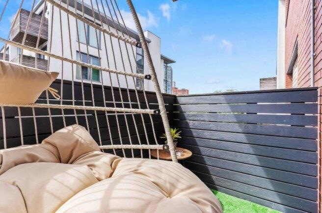 Additional image 13 of 165 Granville Street