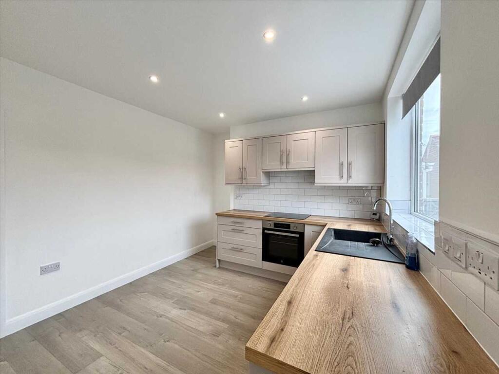 House in Nottingham - View 5
