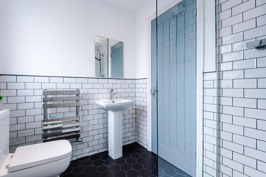28 Esher Road, Liverpool, L6 - View 5