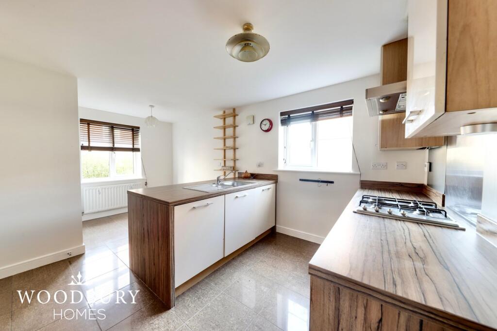 Abbess Terrace, Loughton, IG10 photo 3