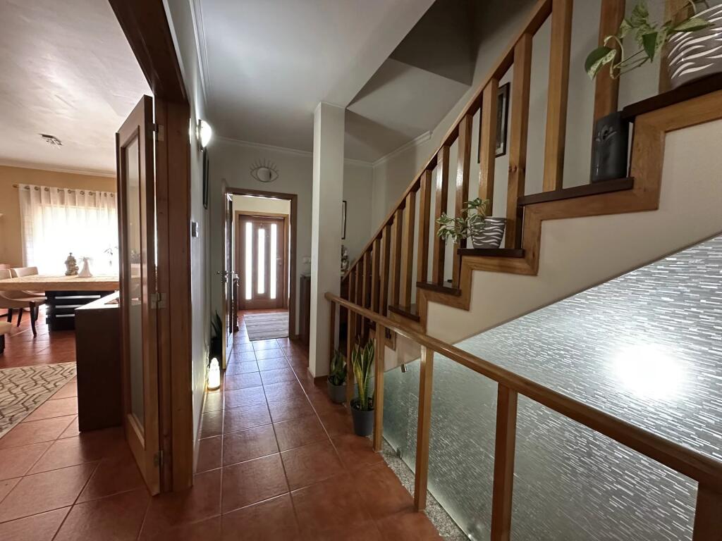 Main image of property: Minho, Galegos