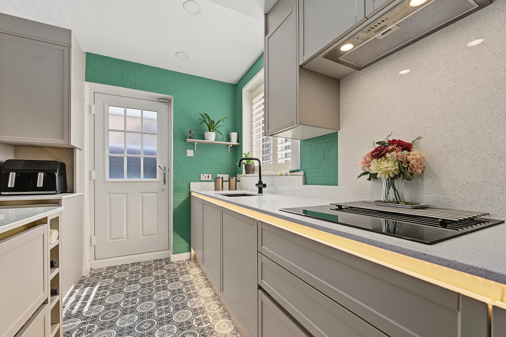 House in Peterborough, Orton Longueville - View 4