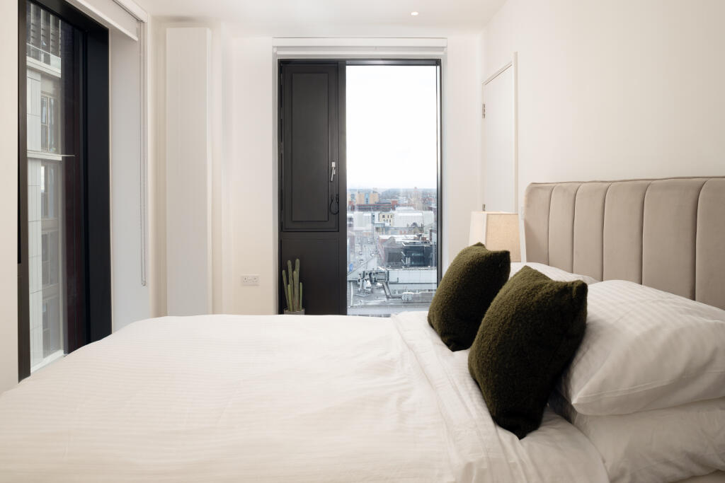Apartment in Manchester - View 4