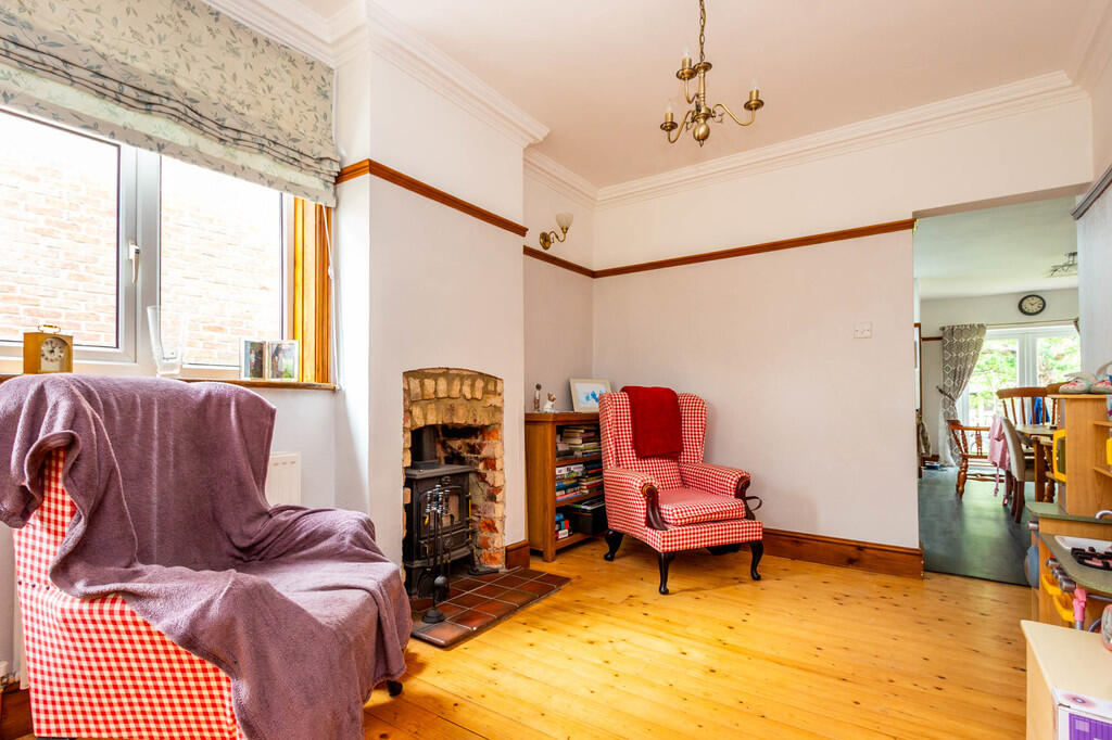 Fern Road, Rushden - More